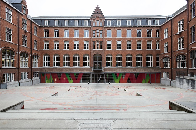 https://www.vlerick.com/en/